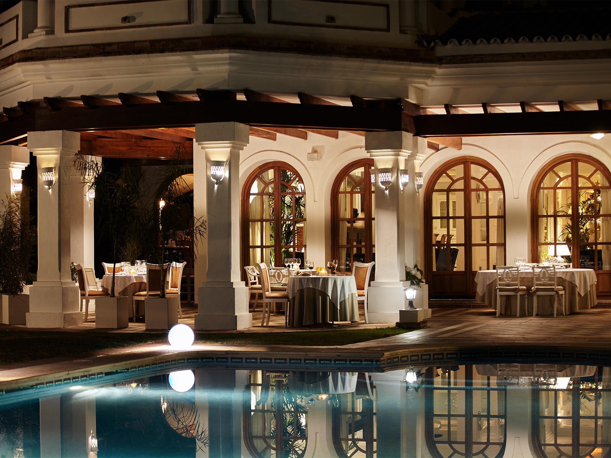 Hotel The Touch Puerto Banus มาร์เบยา ภายนอก รูปภาพ